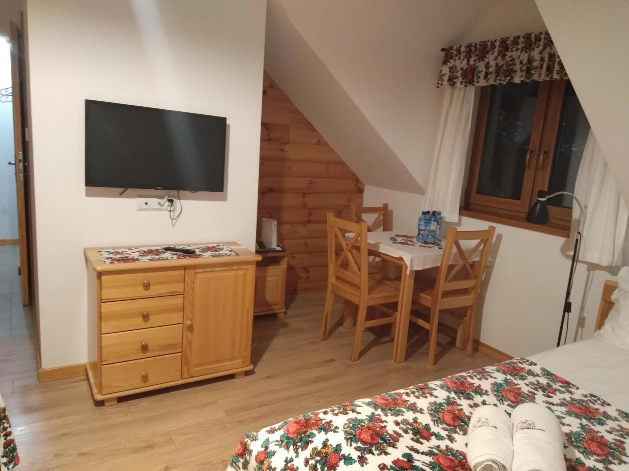 Ferienwohnung Ostoja Gromadzyn Ustrzyki Dolne Exterior foto